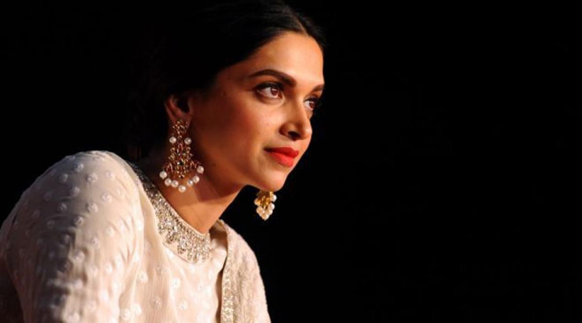 Deepika as Mastani is fragile yet fierceful